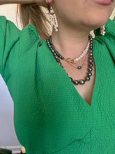Load image into Gallery viewer, DRIP JEWELRY Chameleon Pearls
