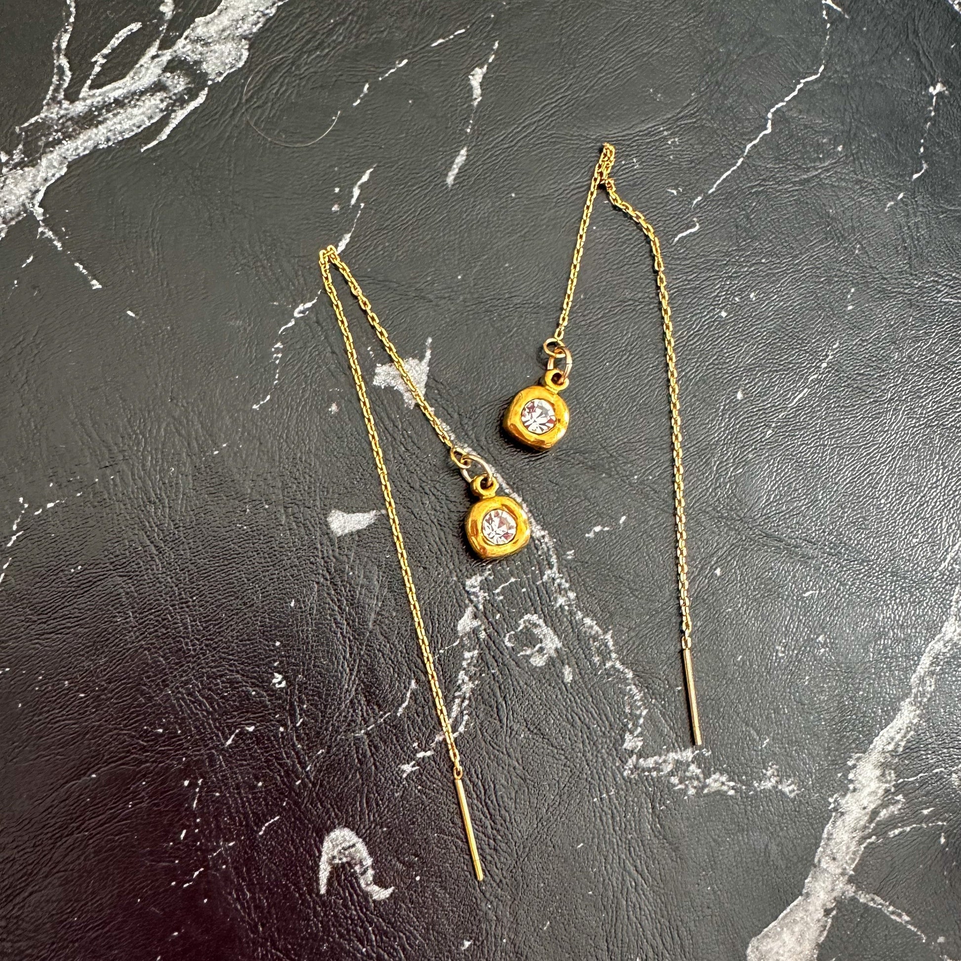 DRIP JEWELRY EARRINGS Edgy Threaders
