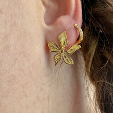 Load image into Gallery viewer, DRIP JEWELRY Earrings Mini Flower Power Earrings
