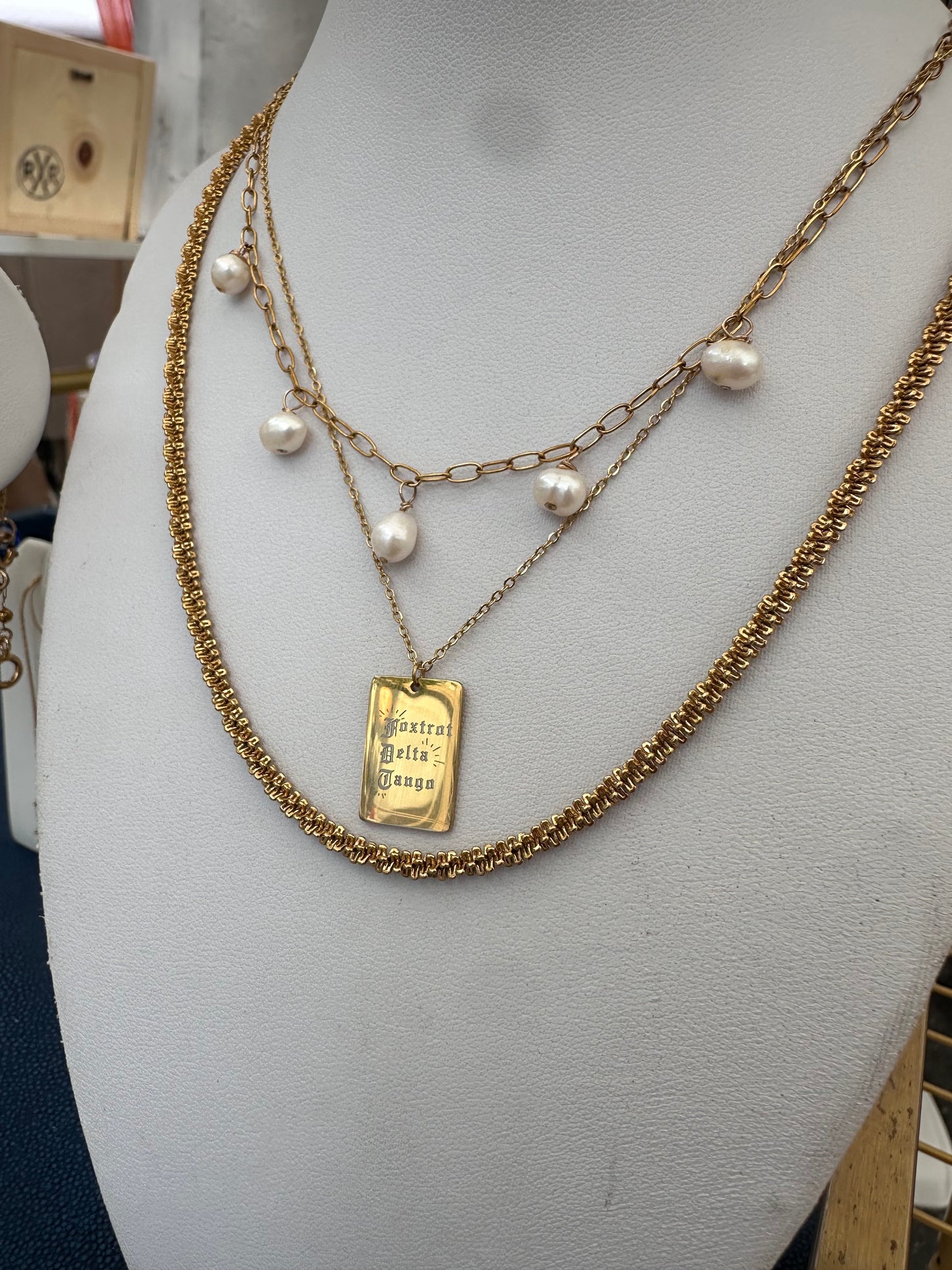 DRIP JEWELRY NECKLACES Foxtrot Pendant Necklace