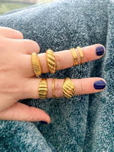 Load image into Gallery viewer, DRIP JEWELRY Rings Coiled Ring (size 4-10)
