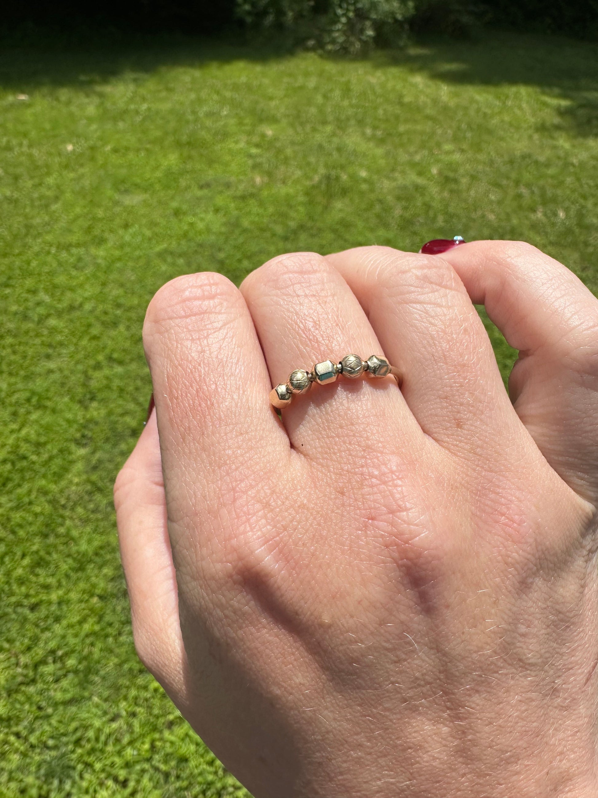 DRIP JEWELRY RINGS 5 beads- faceted and criss cross / Small size 4-8 Gold Filled Fidget Rings