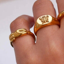 Load image into Gallery viewer, DRIP JEWELRY Bee Bumble Ring
