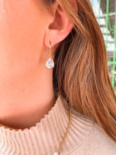 Load image into Gallery viewer, DRIP JEWELRY EARRINGS Montey Huggies

