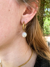 Load image into Gallery viewer, DRIP JEWELRY Earrings Pearl or No Pearl Hoops
