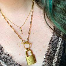 Load image into Gallery viewer, DRIP JEWELRY Necklaces Cross Necklace
